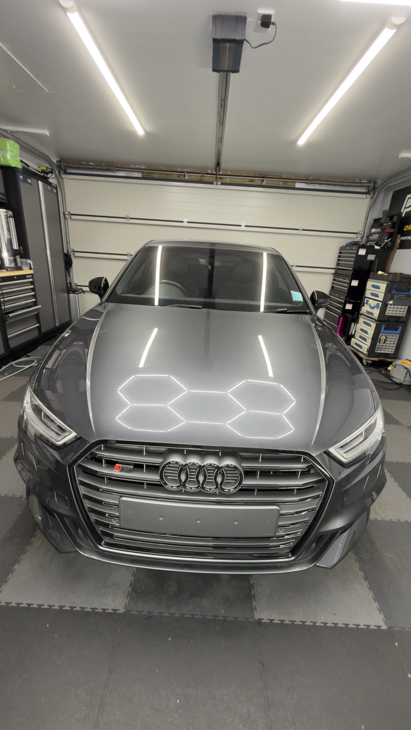 Vinyl/De-Chroming/Tint